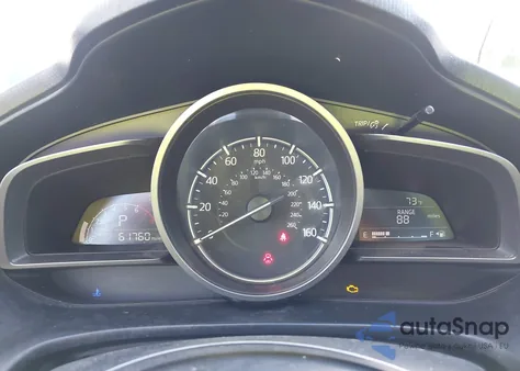 2018 Mazda Mazda3 Touring из США, поврежденный, VIN 3MZBN1V31JM174142